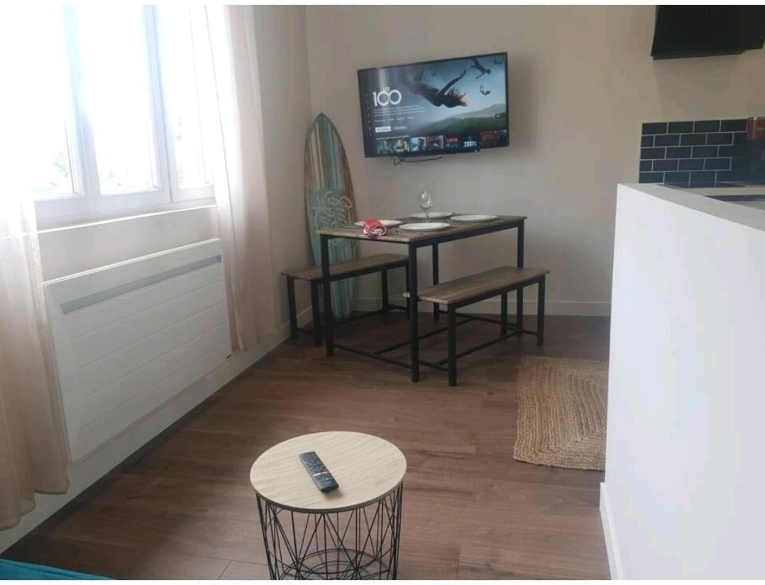 The California Dream - Hyper-Centre - 2Mn Gare Sncf - Wifi Netflix Gratuit Apartment Niort Luaran gambar